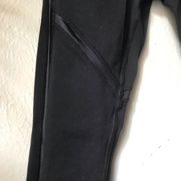 SOLD // Alo Yoga Black Leggings - Picture 2 of 11